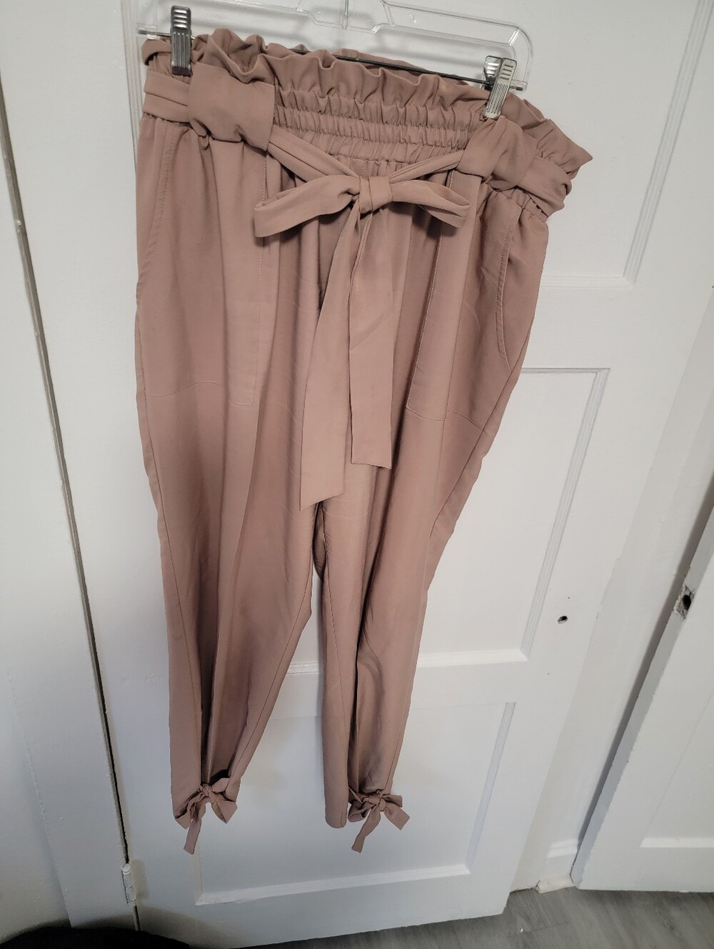 SHEIN Beige Tie-Hem Paperbag Waist Trousers